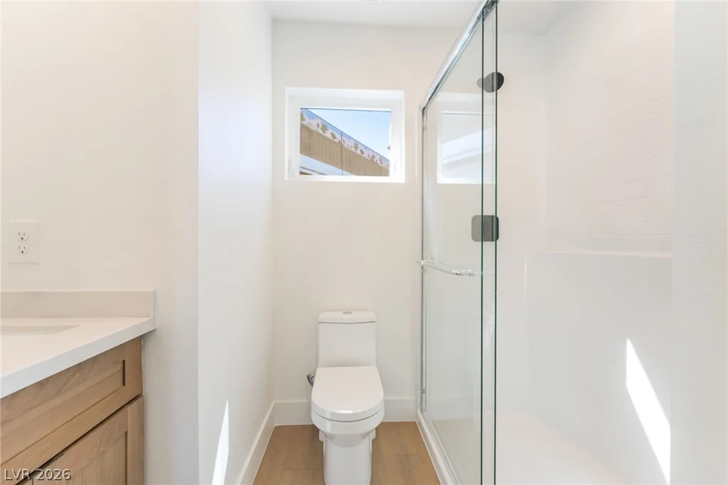 350 13th, Las Vegas, NV 89101