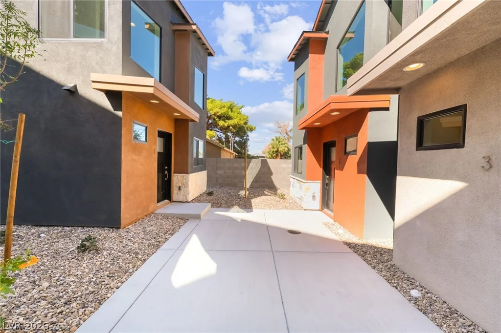 350 13th, Las Vegas, NV 89101