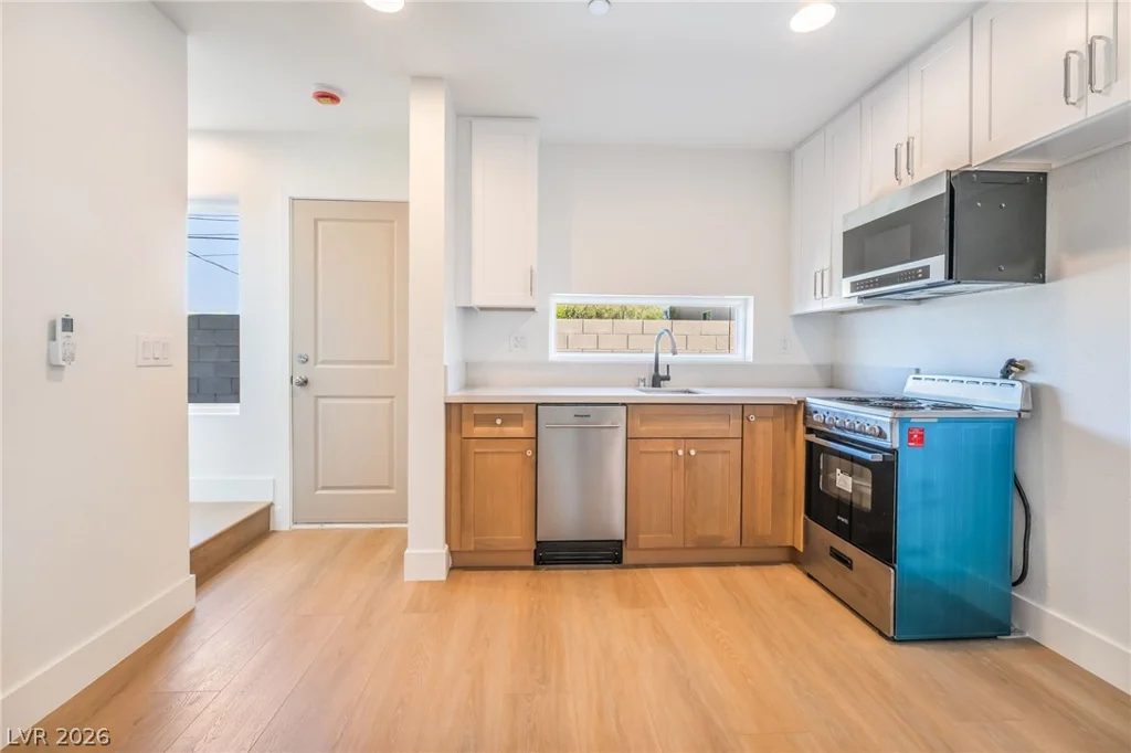 350 13th, Las Vegas, NV 89101