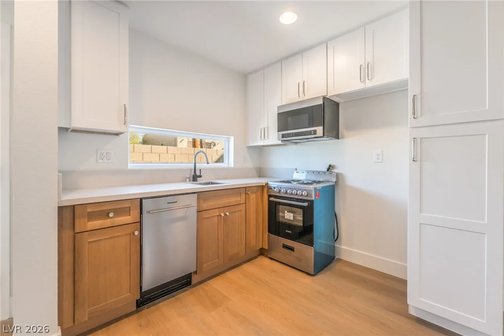350 13th, Las Vegas, NV 89101