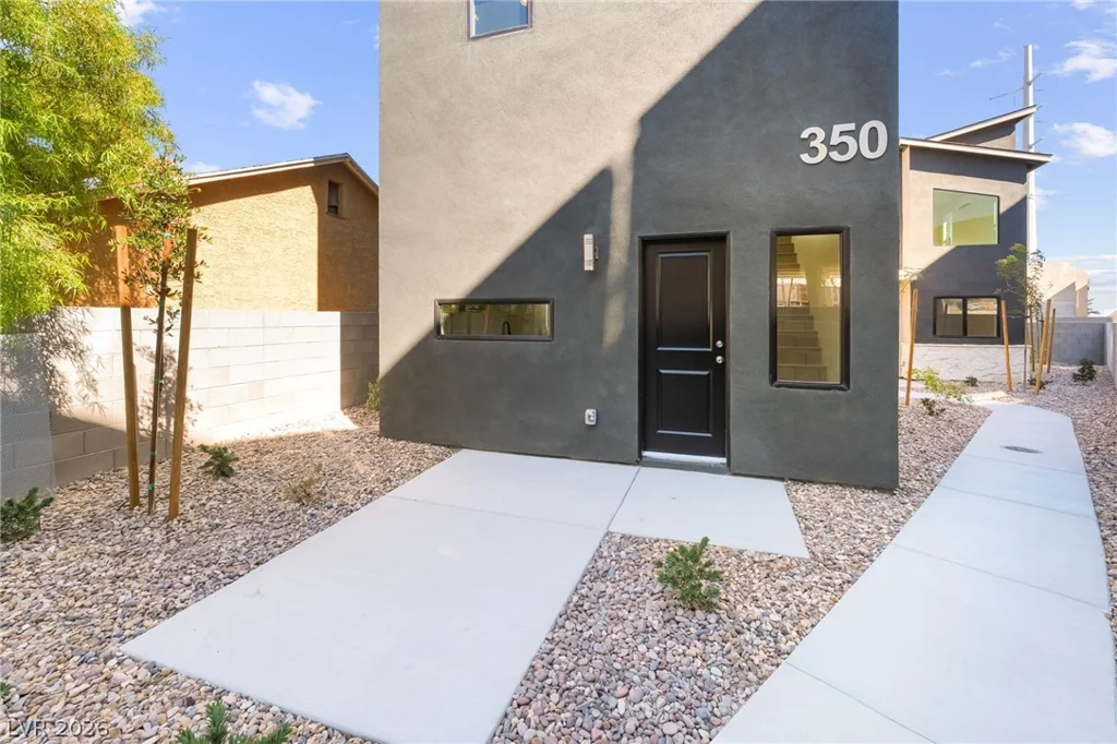 350 13th, Las Vegas, NV 89101