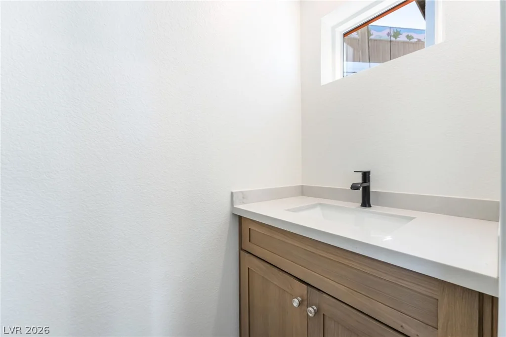 350 13th, Las Vegas, NV 89101