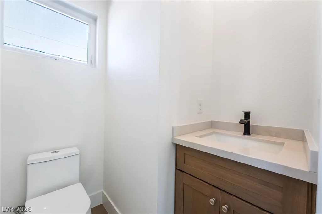 350 13th, Las Vegas, NV 89101