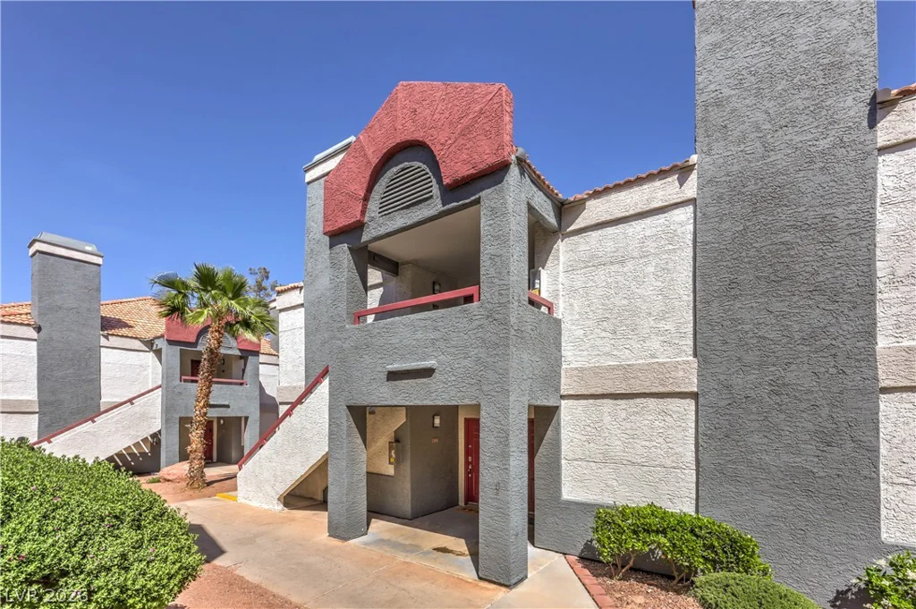 8600 Charleston, Las Vegas, NV 89117