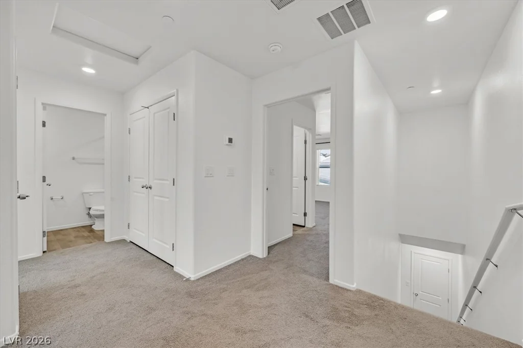 7484 Mountain Ledge, Las Vegas, NV 89139