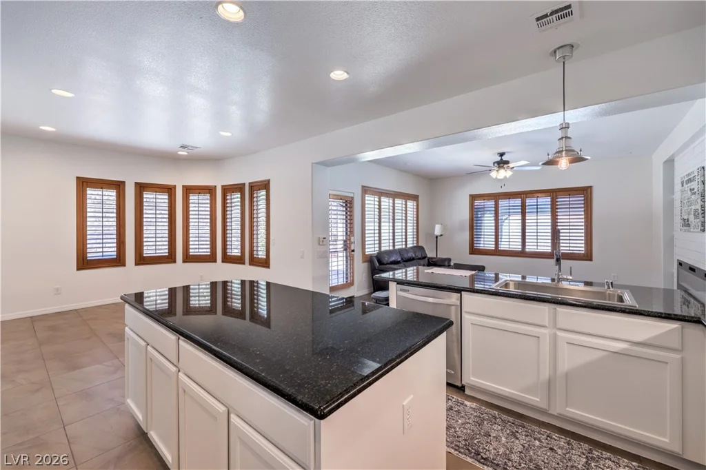 820 Paseo Cerro, Las Vegas, NV 89138