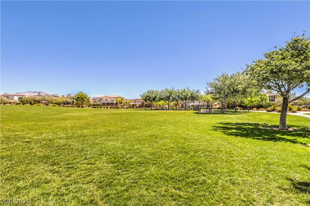 820 Paseo Cerro, Las Vegas, NV 89138