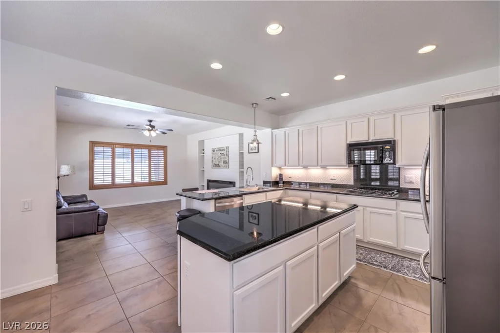 820 Paseo Cerro, Las Vegas, NV 89138