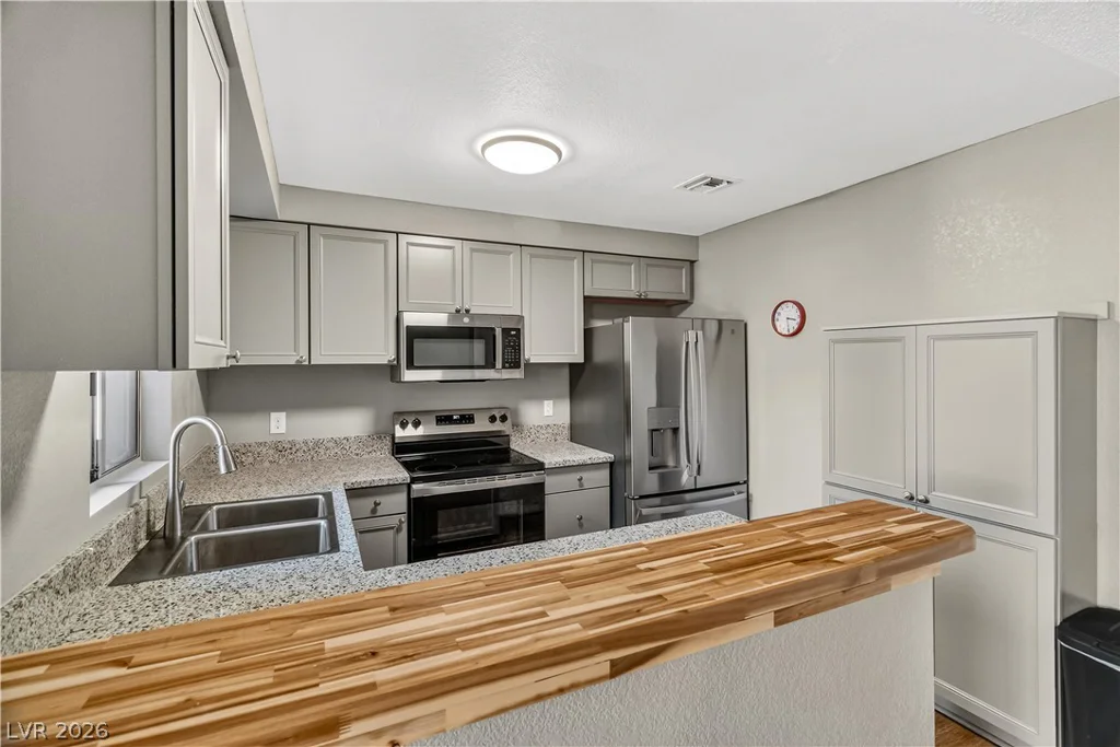 2243 Aspen Mirror, Laughlin, NV 89029