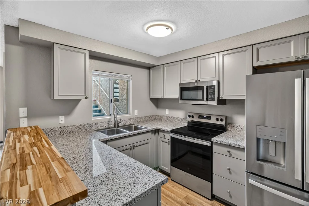 2243 Aspen Mirror, Laughlin, NV 89029