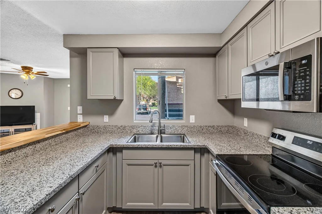 2243 Aspen Mirror, Laughlin, NV 89029