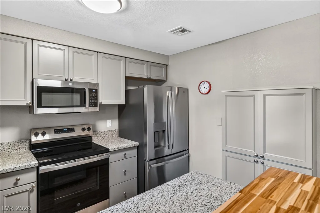 2243 Aspen Mirror, Laughlin, NV 89029