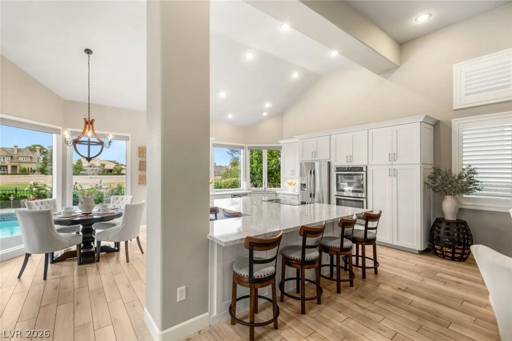 8936 Rainbow Ridge, Las Vegas, NV 89117