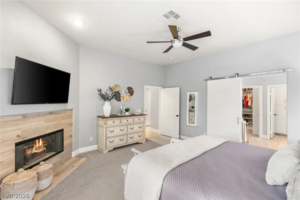 8936 Rainbow Ridge, Las Vegas, NV 89117