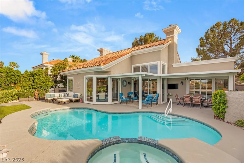 8936 Rainbow Ridge, Las Vegas, NV 89117