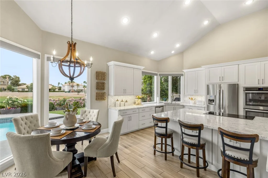 8936 Rainbow Ridge, Las Vegas, NV 89117