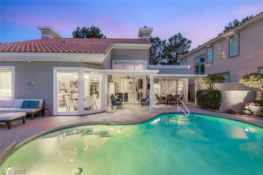 8936 Rainbow Ridge, Las Vegas, NV 89117
