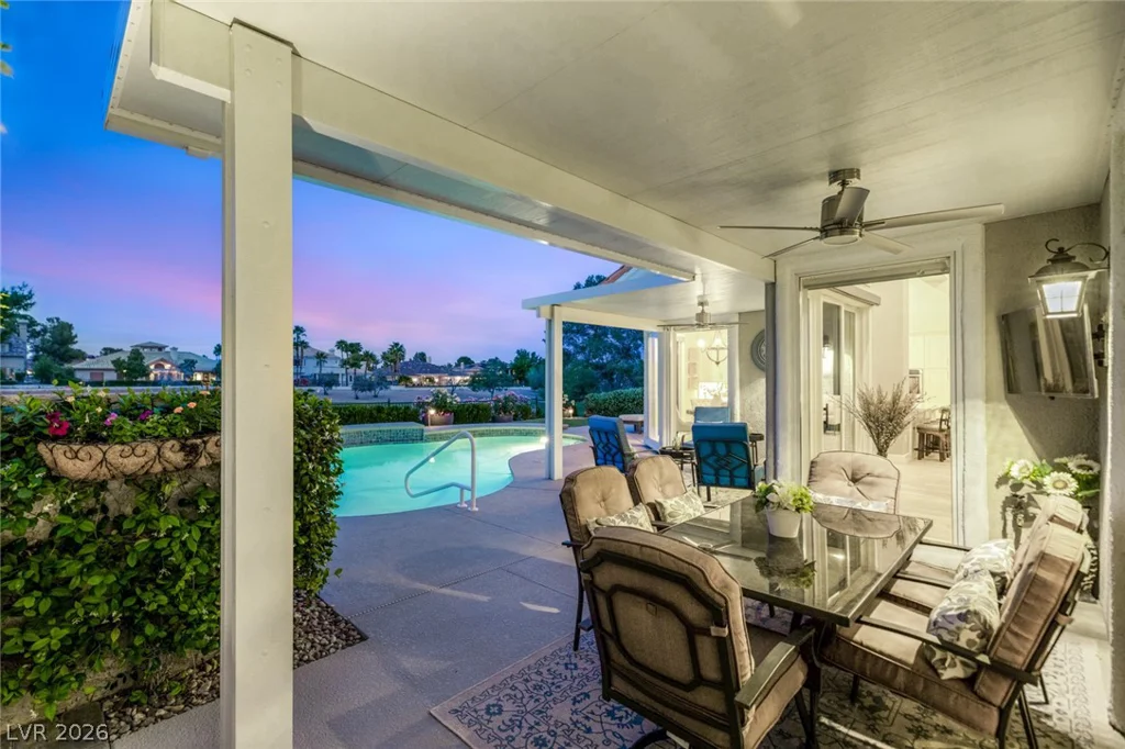 8936 Rainbow Ridge, Las Vegas, NV 89117
