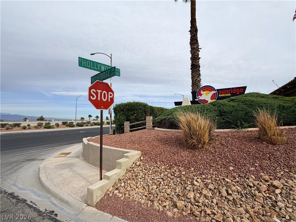6881 Mountridge, Las Vegas, NV 89110