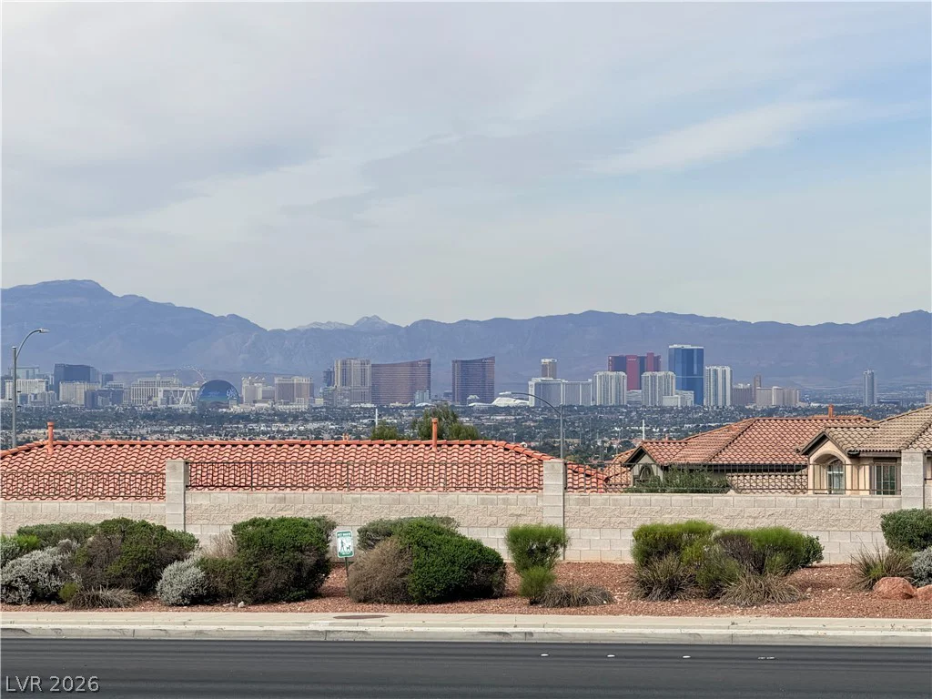 6881 Mountridge, Las Vegas, NV 89110