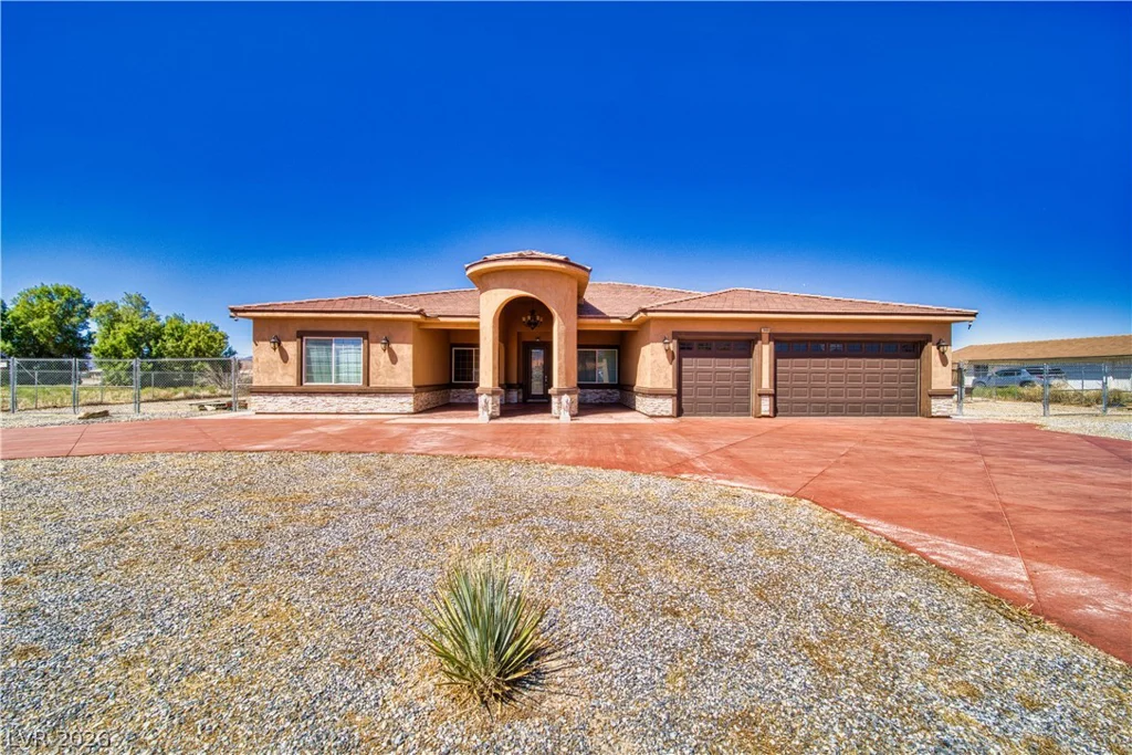 2890 Oakleaf, Pahrump, NV 89048