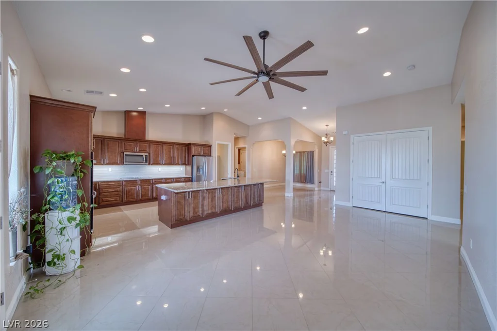 2890 Oakleaf, Pahrump, NV 89048