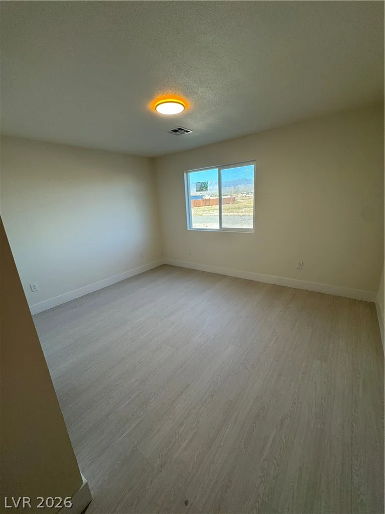 1280 Yosemite, Pahrump, NV 89048