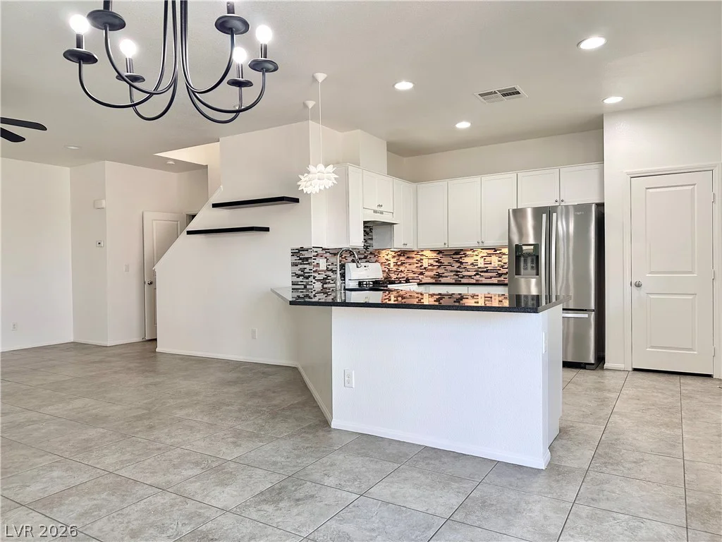 9830 Colenso, Las Vegas, NV 89148