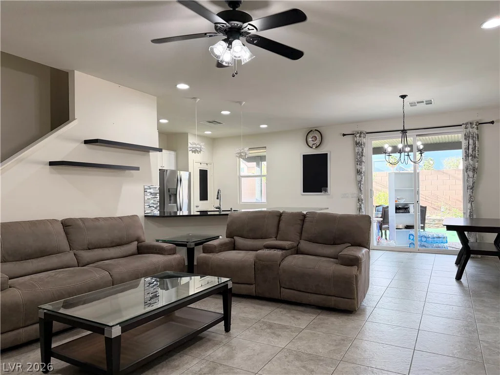 9830 Colenso, Las Vegas, NV 89148
