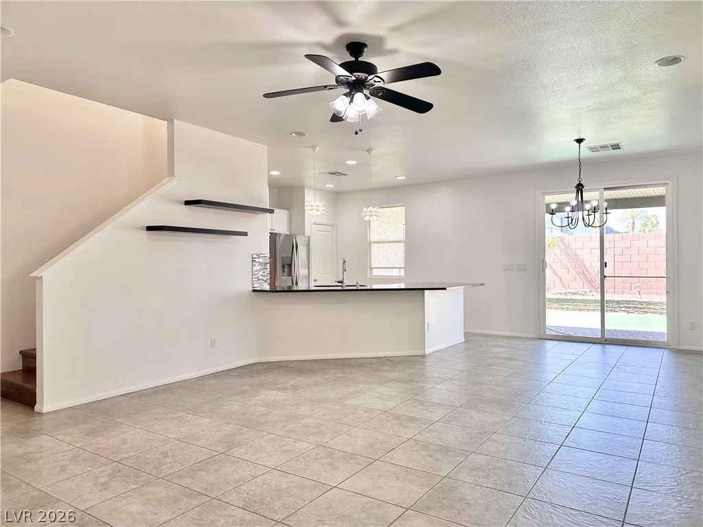 9830 Colenso, Las Vegas, NV 89148