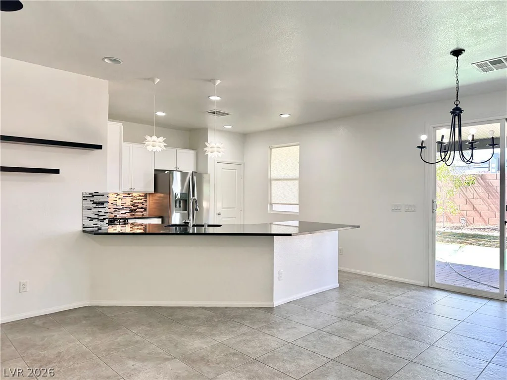9830 Colenso, Las Vegas, NV 89148