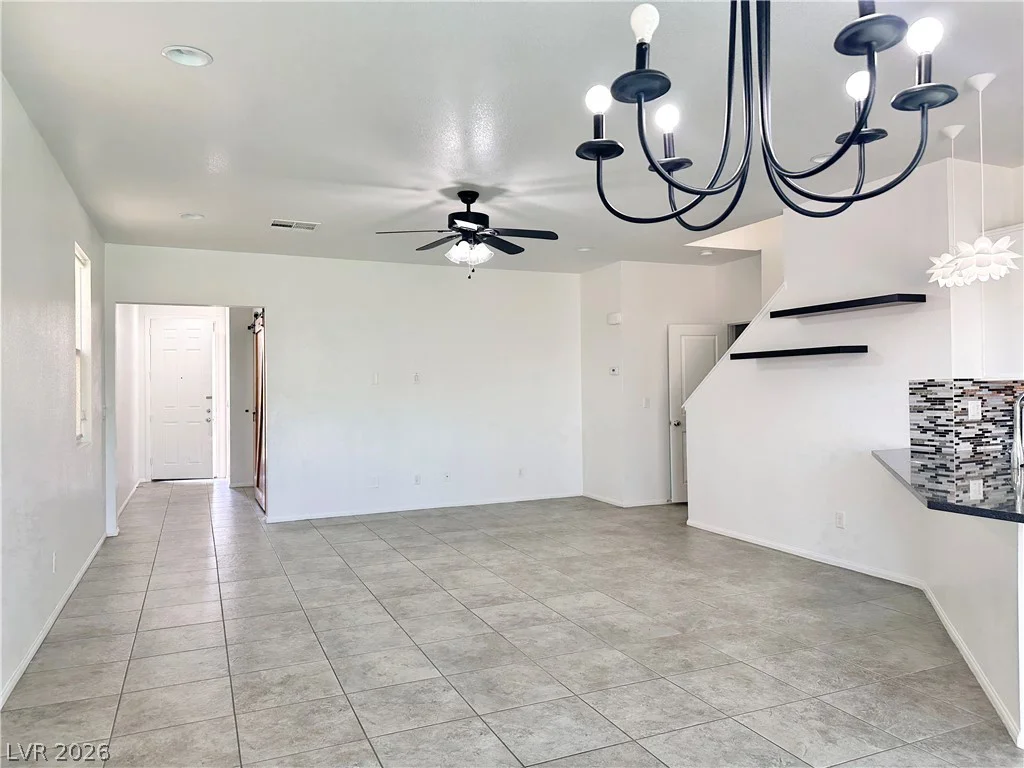 9830 Colenso, Las Vegas, NV 89148