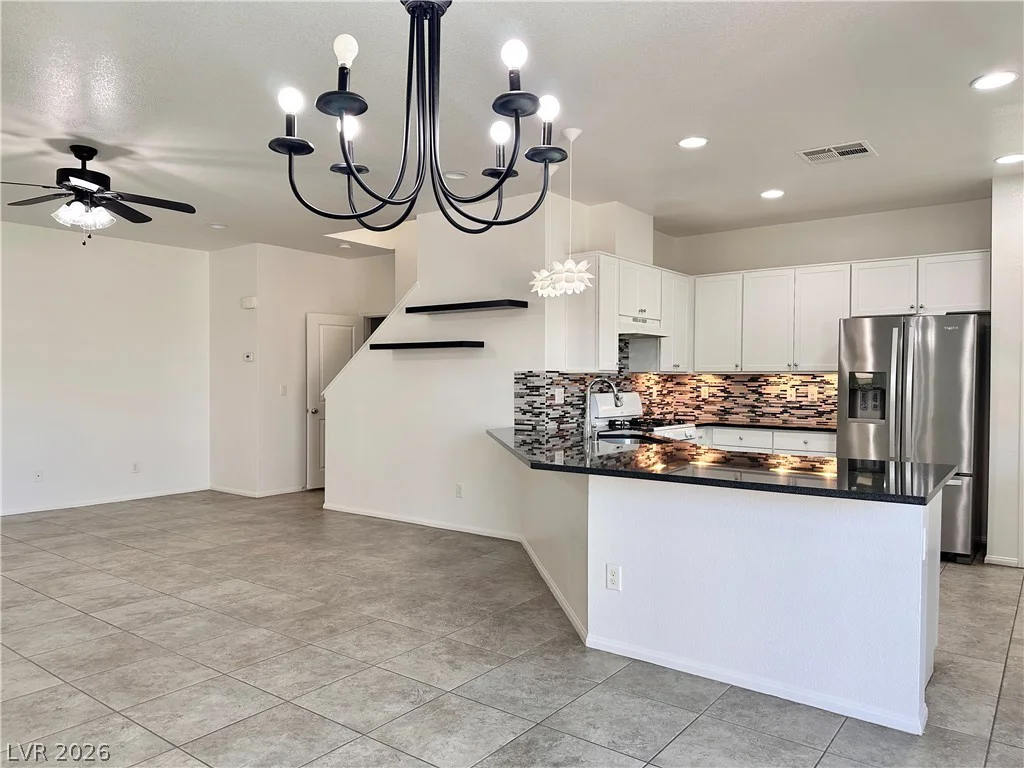 9830 Colenso, Las Vegas, NV 89148
