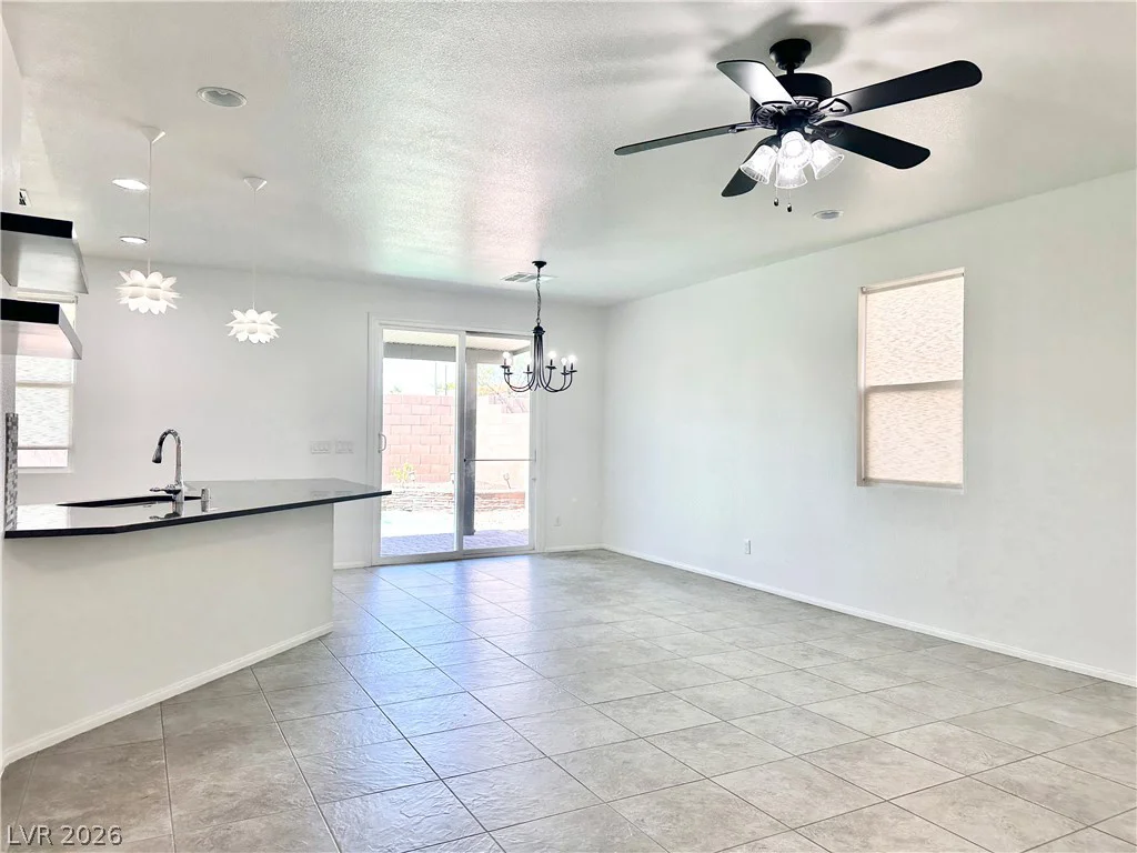 9830 Colenso, Las Vegas, NV 89148