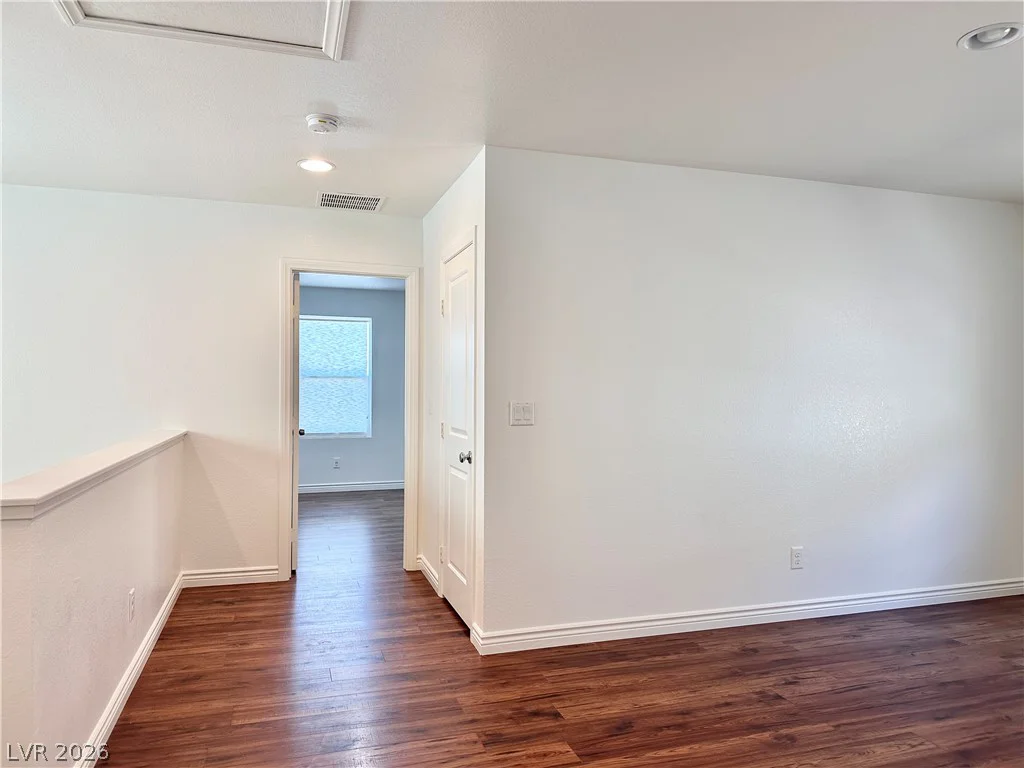 9830 Colenso, Las Vegas, NV 89148