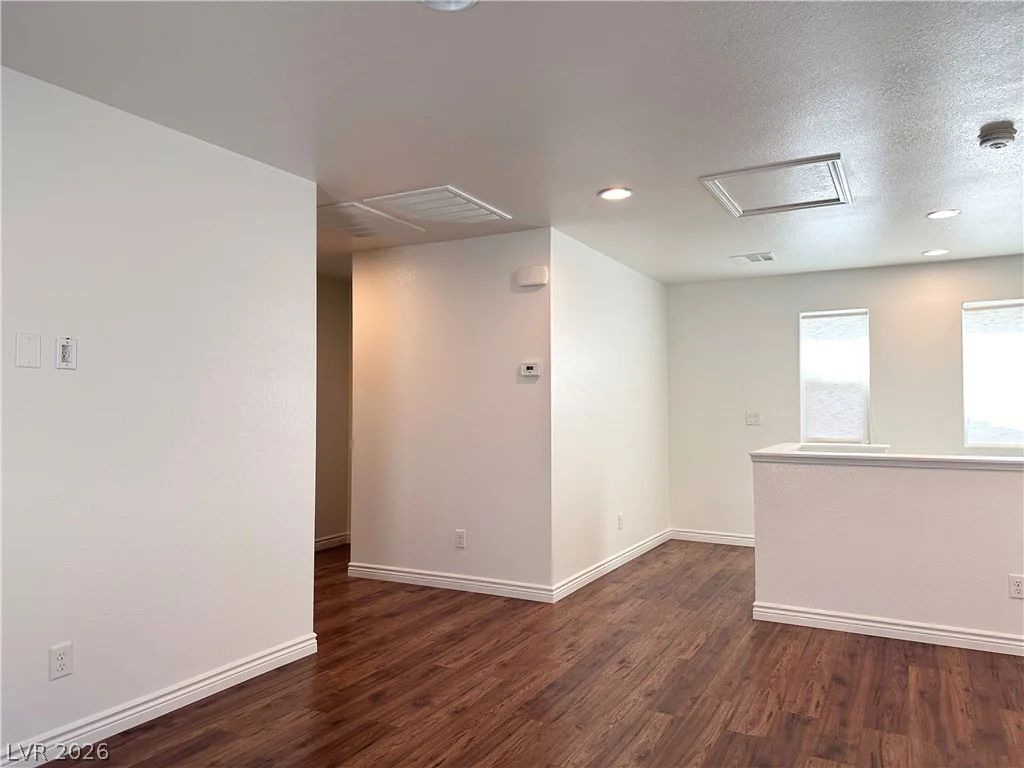 9830 Colenso, Las Vegas, NV 89148