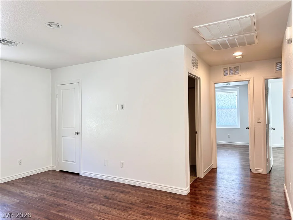 9830 Colenso, Las Vegas, NV 89148