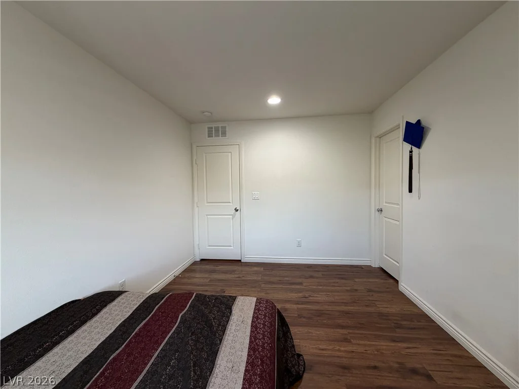 9830 Colenso, Las Vegas, NV 89148