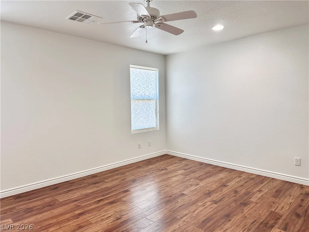 9830 Colenso, Las Vegas, NV 89148