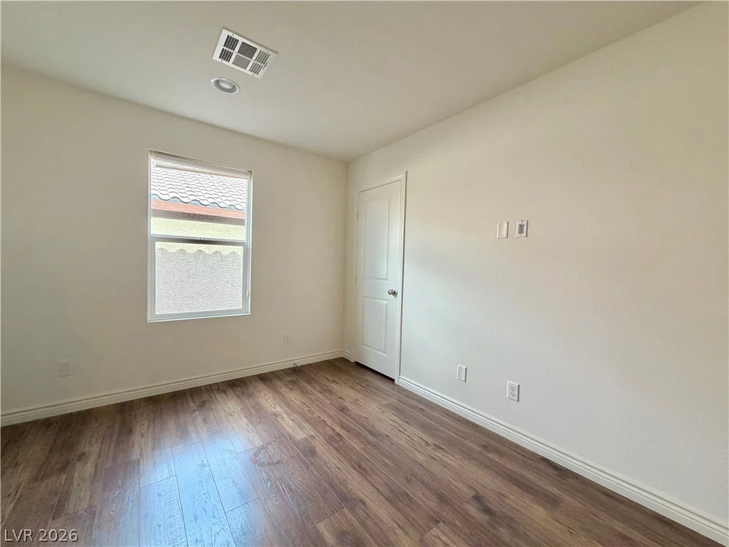 9830 Colenso, Las Vegas, NV 89148