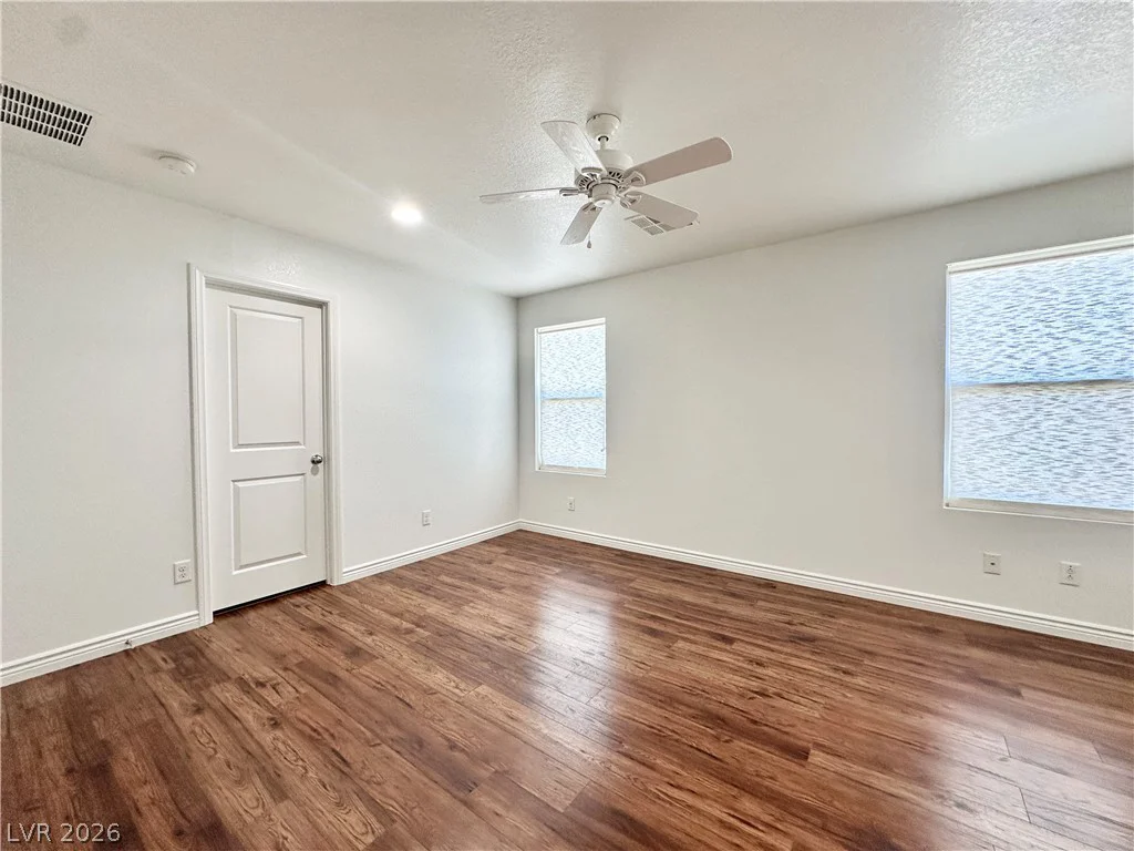 9830 Colenso, Las Vegas, NV 89148