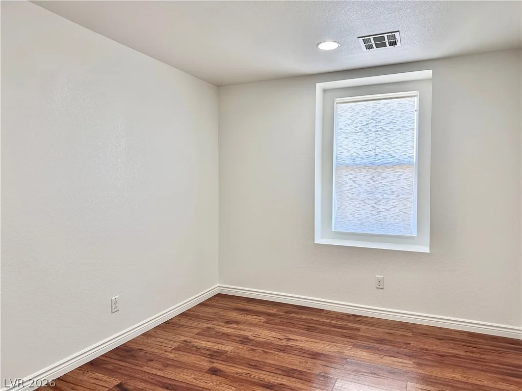 9830 Colenso, Las Vegas, NV 89148