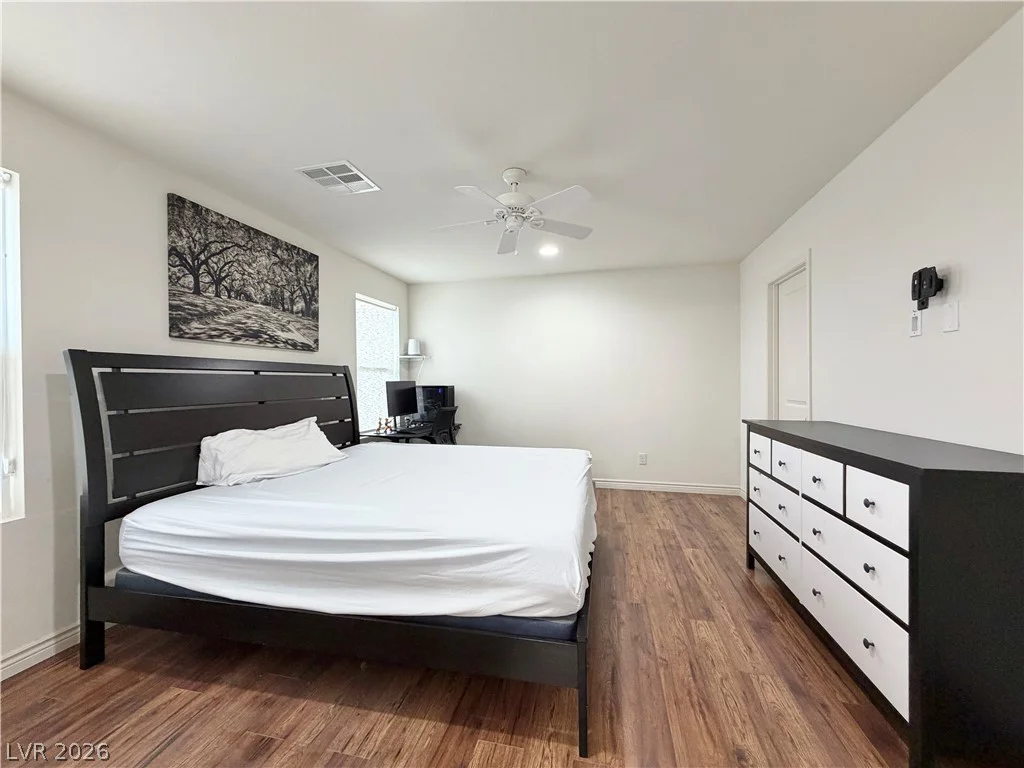 9830 Colenso, Las Vegas, NV 89148