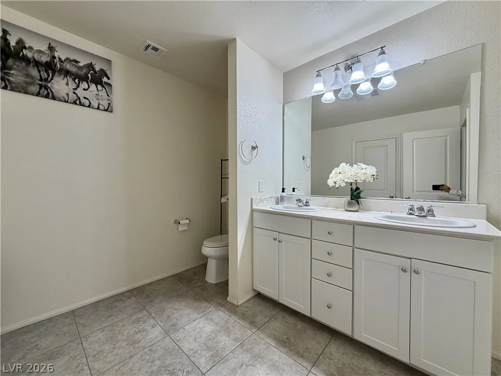 9830 Colenso, Las Vegas, NV 89148