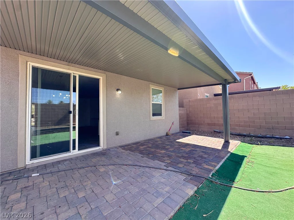 9830 Colenso, Las Vegas, NV 89148