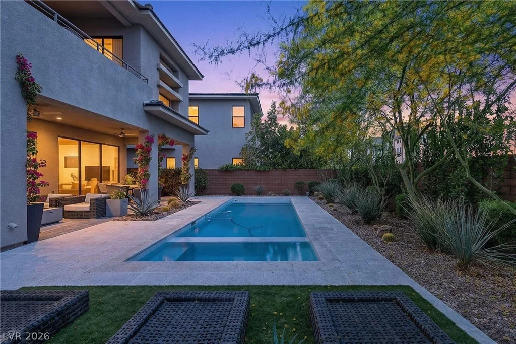 24 Garden Rain, Las Vegas, NV 89135
