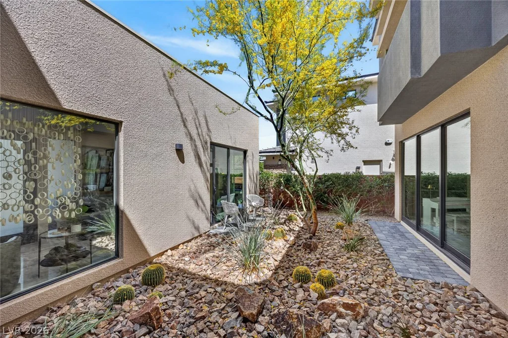24 Garden Rain, Las Vegas, NV 89135