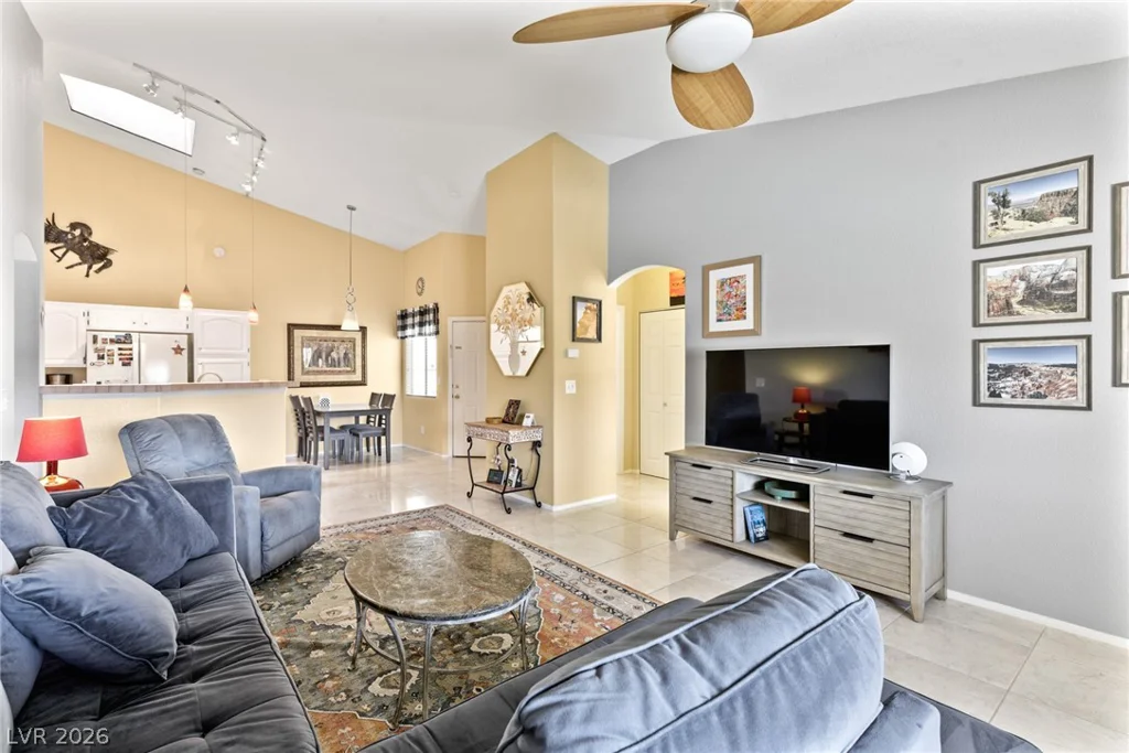 3320 Fort Apache, Las Vegas, NV 89117