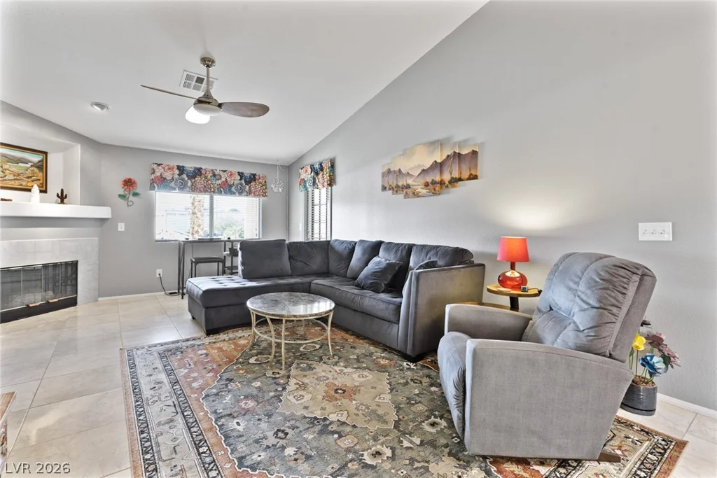 3320 Fort Apache, Las Vegas, NV 89117