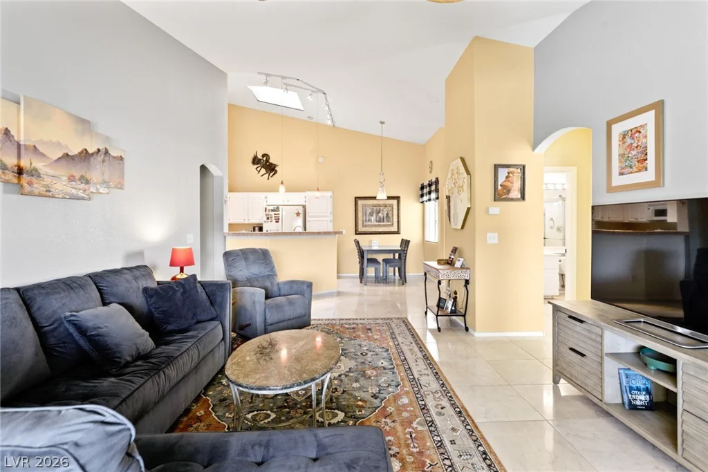 3320 Fort Apache, Las Vegas, NV 89117
